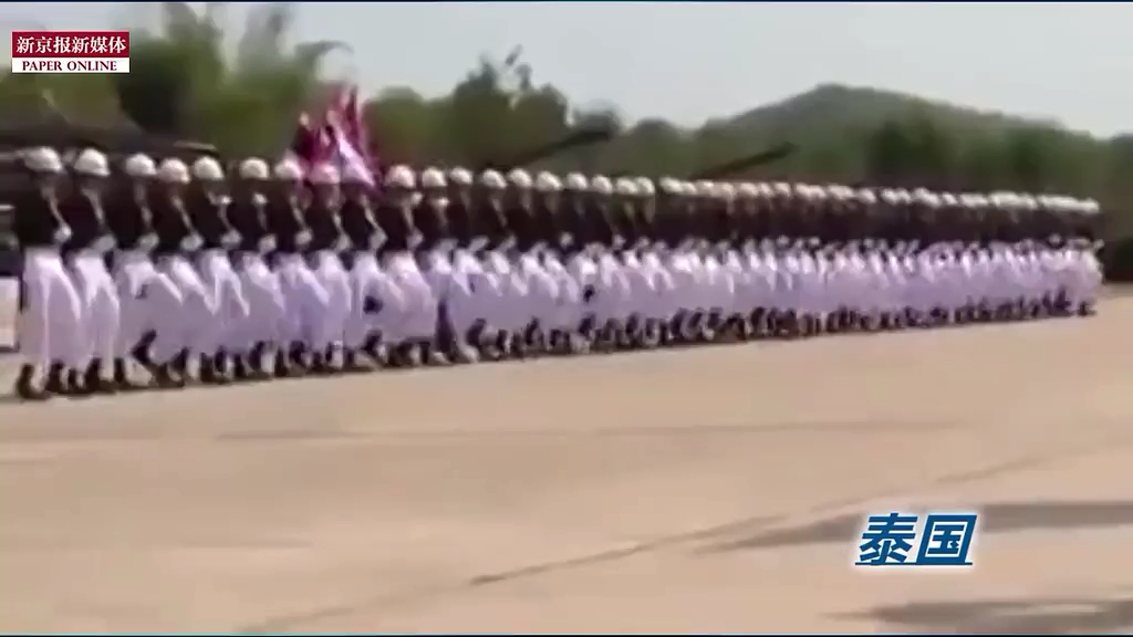 那些年摩托、樹人、斧頭兵上演的有趣閱兵式