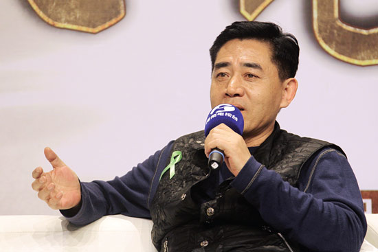 陳寶國(guó)：我感覺(jué)和河南很有緣分，和河南的觀(guān)眾也有親切感