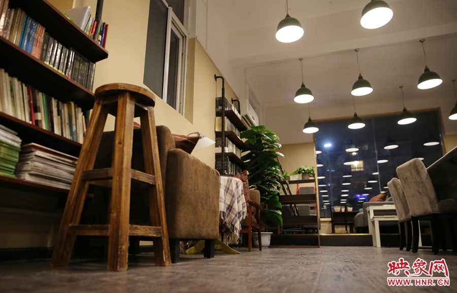 書店內(nèi)的裝飾。
